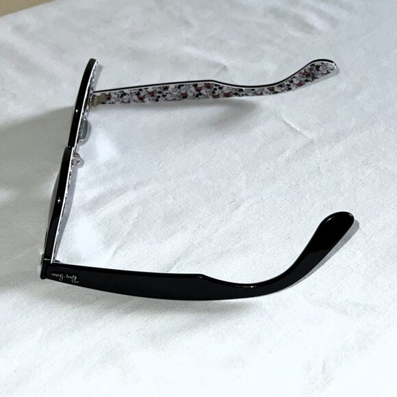 Mickey Mouse 90th Ray-Ban Wayfarer Sunglasses  Disney, 90th birthday Ltd Edition - Picture 7 of 13